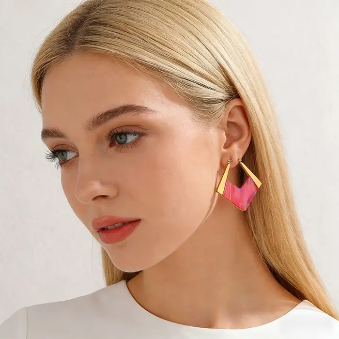 Loe | Boucles d'oreilles géométriques en forme de losange colorées