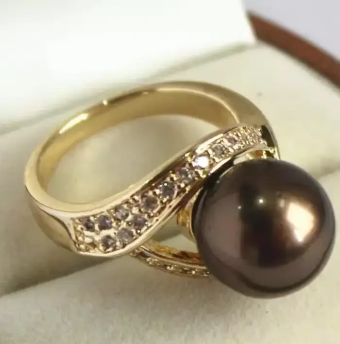 Perle de coquillage marron foncé Bague ronde en métal plaqué or diamant de 12 mm