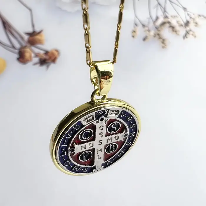 Collier pendentif religieux en noix de coco pour femme