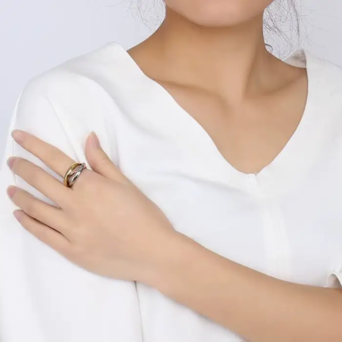 Personnaliser les bijoux 3 bagues ensembles pour les femmes en acier inoxydable bague de fiançailles de mariage personnalisé en gros