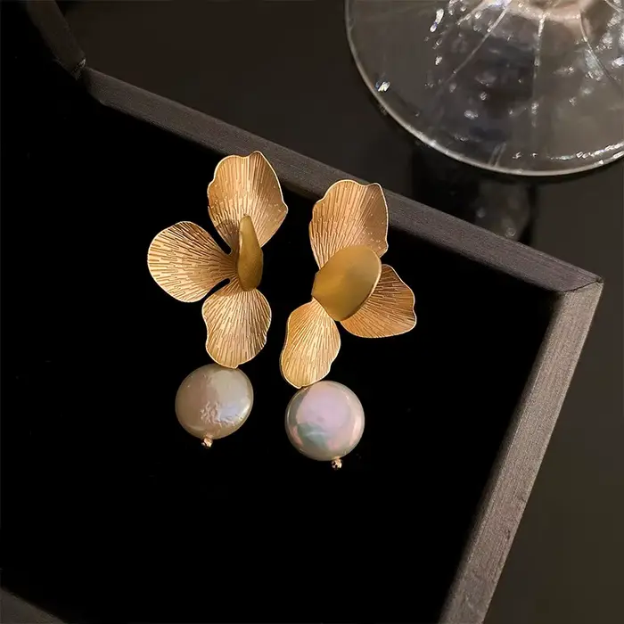 Boucles d'oreilles élégantes en perles d'imitation naturelles pour femmes, boucles d'oreilles vintag