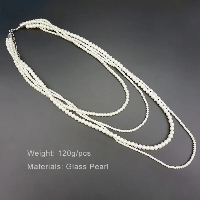 Long collier de perles de verre crème multicouche pour femme