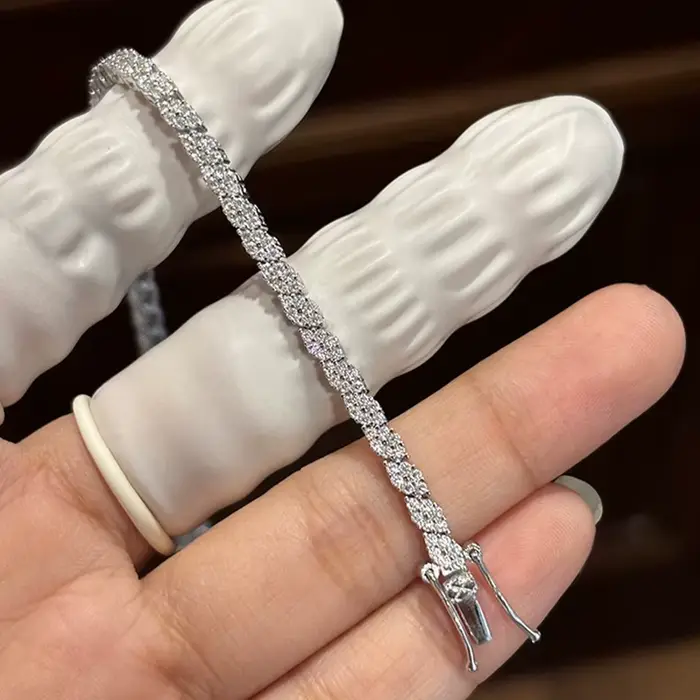 Bracelet en argent sterling 925 sertie de moissanite diamantée pour femmes occasions spéciales anniversaire mariage fiançailles cadeau elegance classique