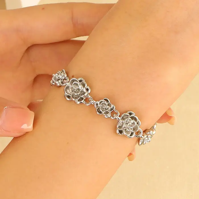 Bracelet Rose Vintage pour femmes