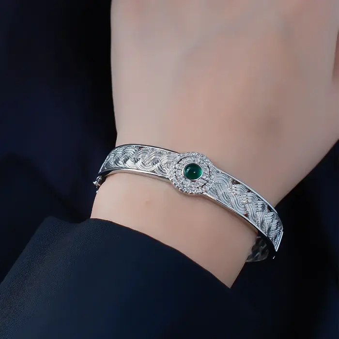 Bracelet en argent sterling 925 et jade blanc motif ethnique pour femmes occasions spéciales élégant cadeau pour soirée
