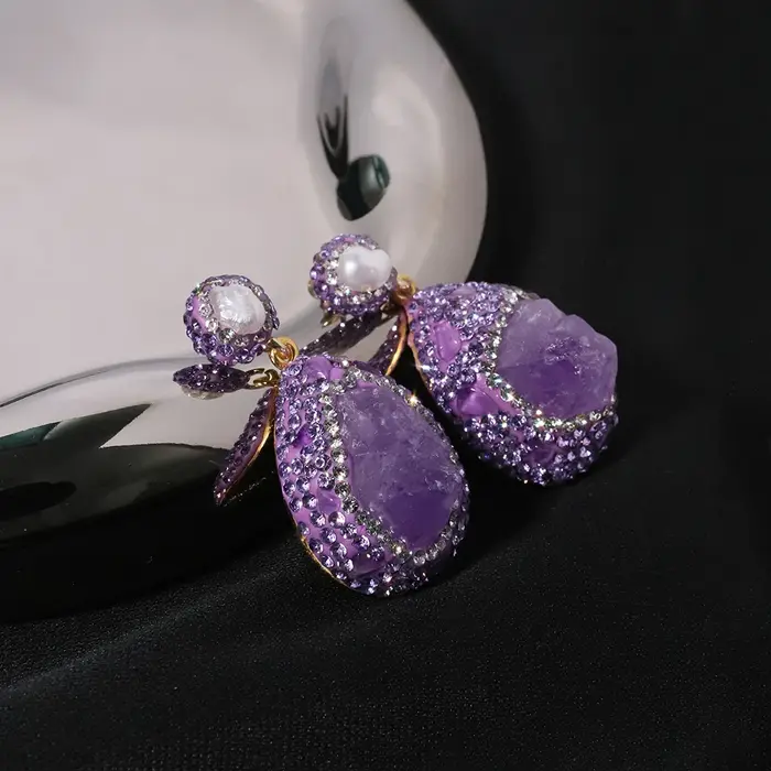 Ensemble de bijoux améthyste et zircon avec collier, boucles d'oreilles et bague pour femmes occasions spéciales