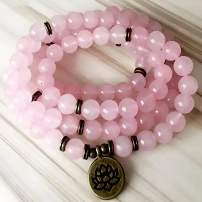 Bracelet 108 en perles de quartz rose fait à la main, bracelet à boutons de manchette pour hommes et femmes, méditation et spiritualité, cadeau de vacances et occasions spéciales