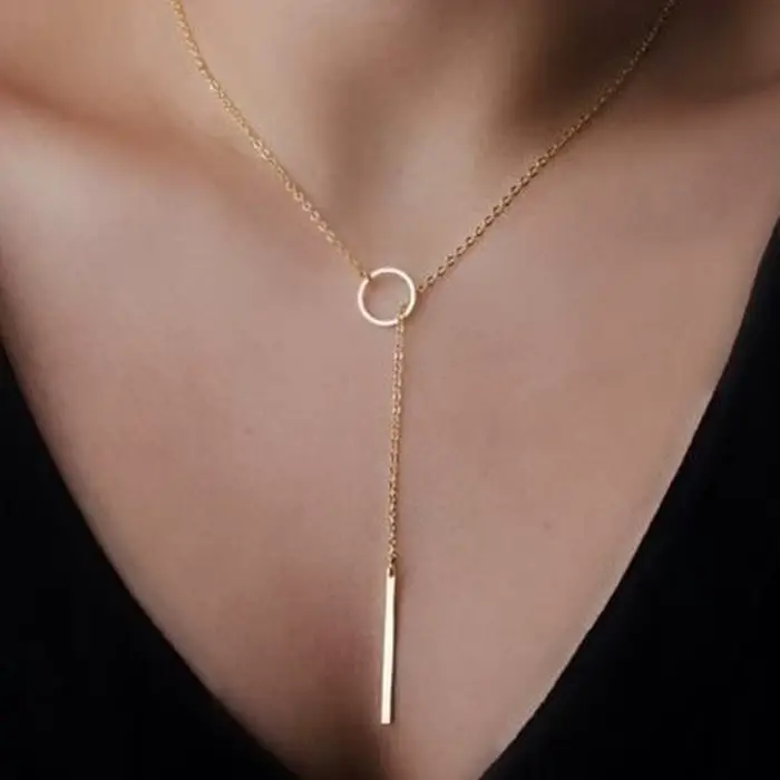 Collier pendentif rond minimaliste pour femmes, collier de clavicule en perles, longue chaîne de feu