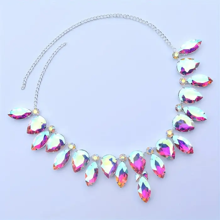Grand collier en strass exagéré romantique pour femmes occasions spéciales soirée mariage anniversaire