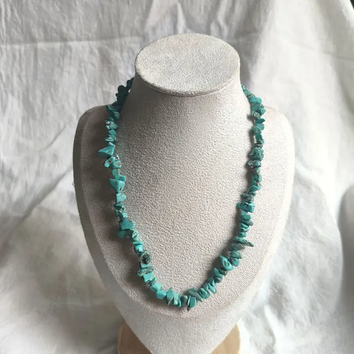 Collier en pierres naturelles irrégulières, bijoux en perles de cristal multicolores, design géométr