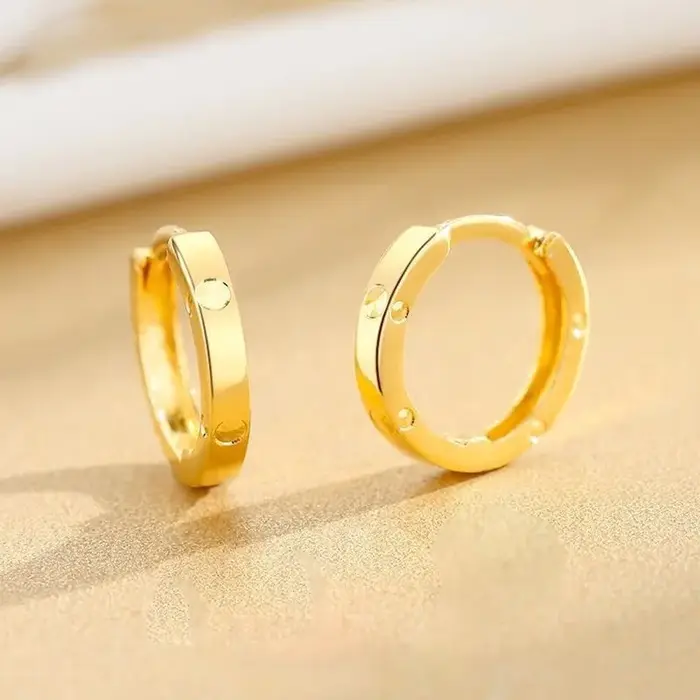 Boucle d'oreille en or 18 carats pour femmes