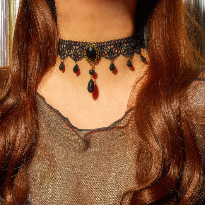 Collier Ras du Cou en Dentelle Noire pour Femmes Style Décontracté Bijou Bohème Occasions Spéciales Halloween