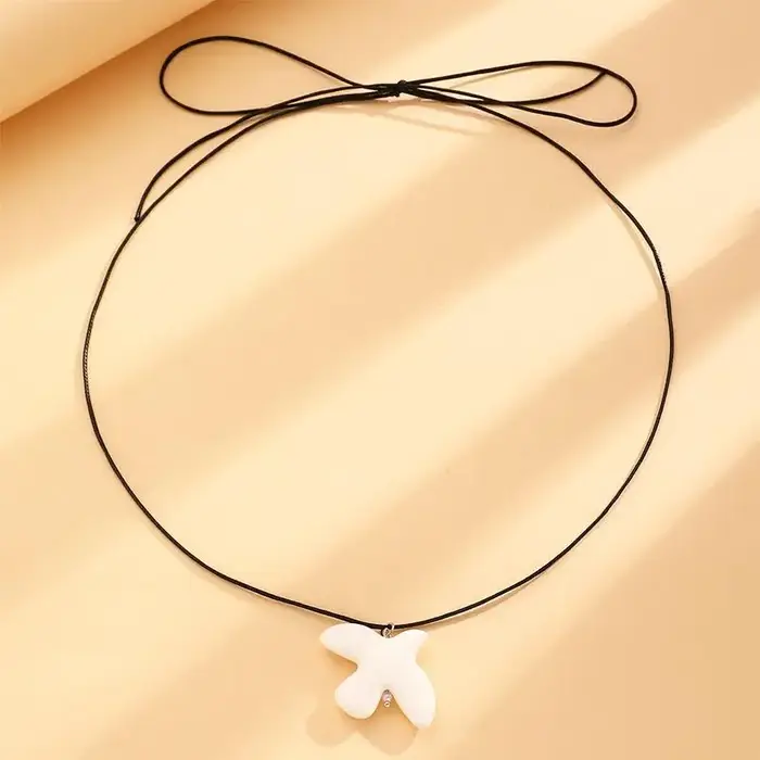 Collier colombe de la paix en céramique blanche pour femmes