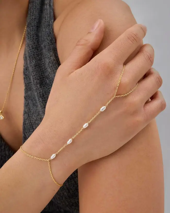 Chaînes de main plaquées or 14 carats pour femmes - Bracelet et bague ajustables - Bijoux tendance -