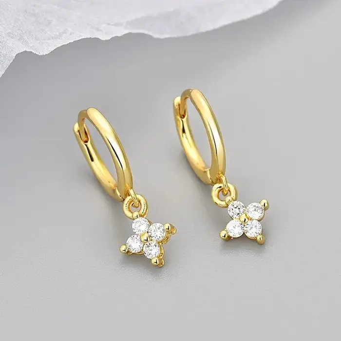 Boucles d'oreilles créoles trèfle en argent sterling 925 pour femmes et jeunes filles