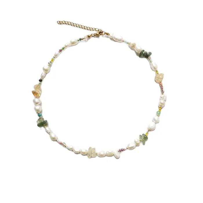 Collier en pierre verte pour femme