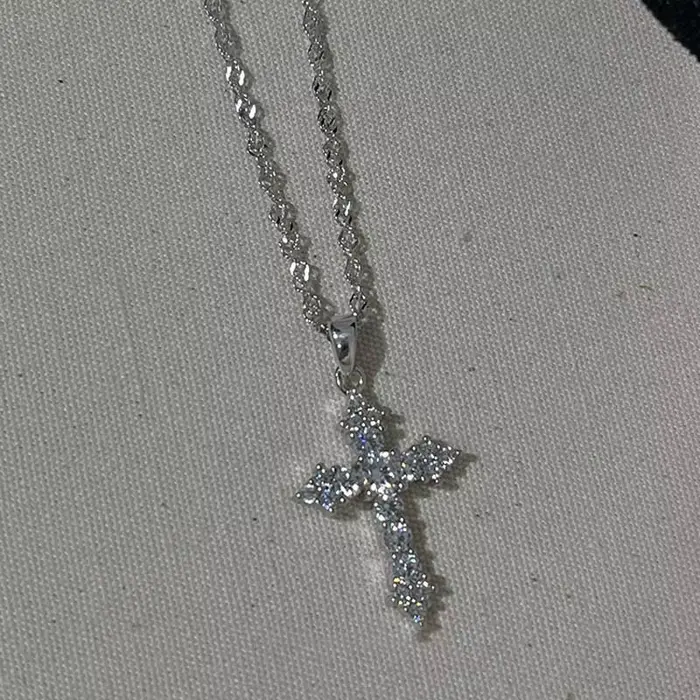 Collier pendentif croix en Zircon cristal brillant pour femmes et filles