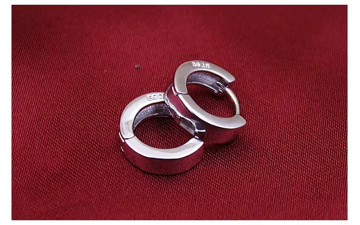 Bague d'oreille en argent regardé 925 en forme de périphérie Sophia