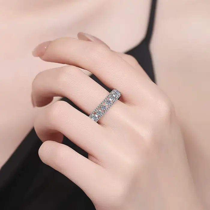 Bague Vintage en Or Blanc Massif 18 carats pour Femme, Bague de Mariage en Moissanite, Accessoire de Fête Superbe pour Anniversaire, Couleur D