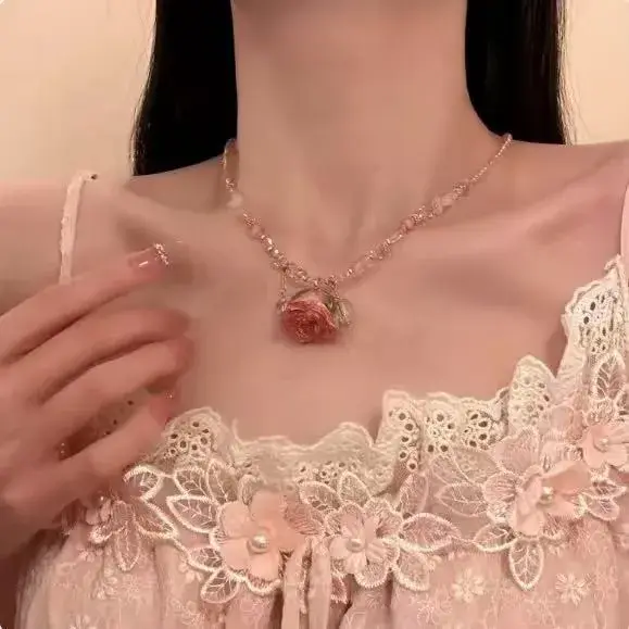 Collier de perles de fleurs de rose en cristal Eternal Beauty, collier ras du cou au design unique p
