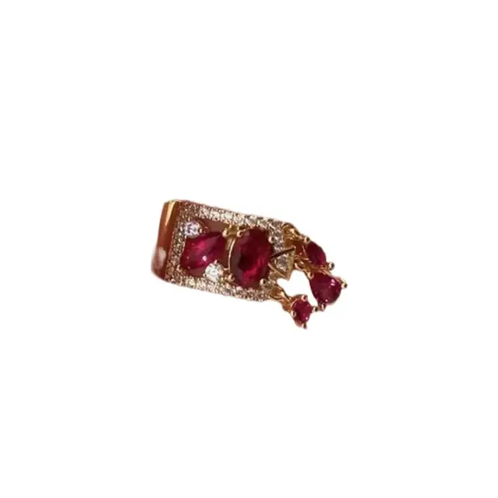 Bague vintage de luxe légère
