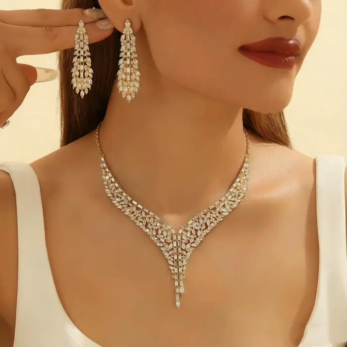 1 ensemble de bijoux tendance en cuivre incrusté, collier et boucles d'oreilles à chaîne griffes, po