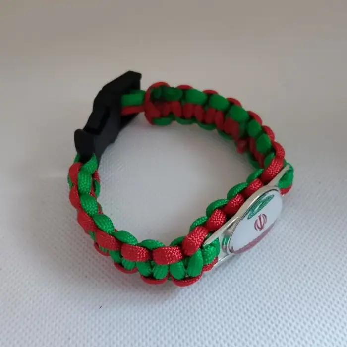 Bracelet Love Iran, breloque faite à la main