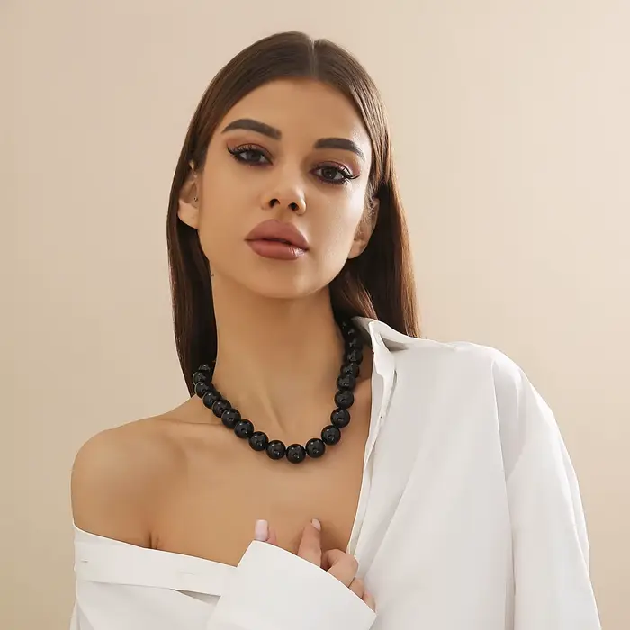 Lacteo Kpop mode grand lisse noir rouge perles rondes chaîne collier femmes unisexe acrylique tour de cou bijoux sur le collier nouveau