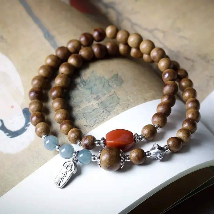 Bracelet en bois d'agar à double boucle avec pendentif porte-bonheur en argent 925 et perles d'agate