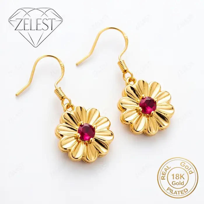 Boucles d'oreilles exquises en argent sterling 925 plaqué or 18 carats avec zircon rouge marguerite 