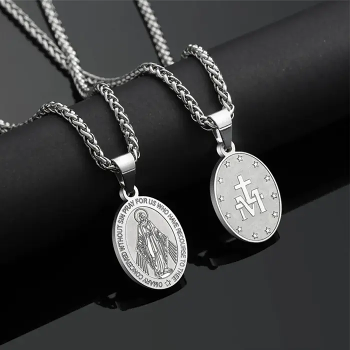 Collier pendentif Saint Joseph et Jésus pour femmes