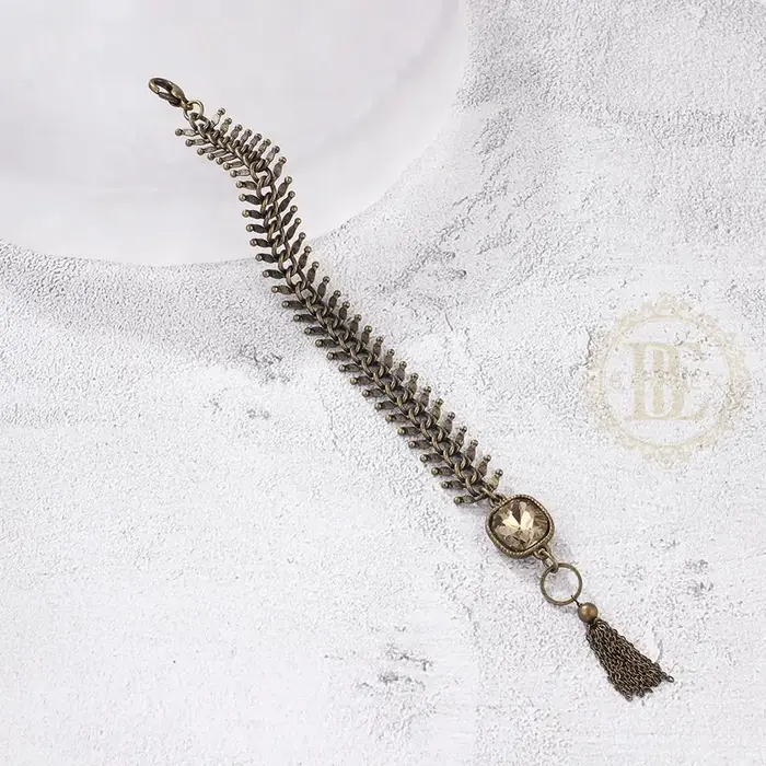 One Fashion Fish Sophia Bracelet en laiton finition antique