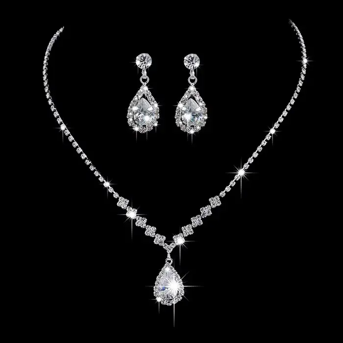 Ensemble de bijoux de mariée en cristal, classique et élégant, strass brillants, mode robe de mariée, Banquet, collier et boucles d'oreilles pour femmes