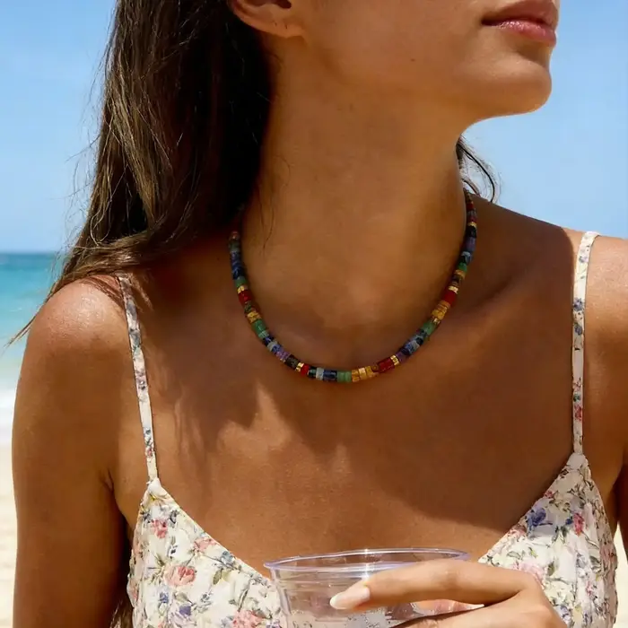 Collier en pierre naturelle colorée