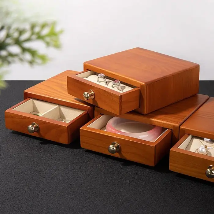 Boîtes à bijoux rétro en bois