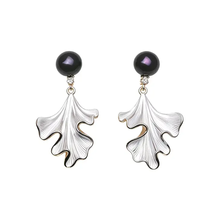 Boucles d'oreilles en argent 925 avec perles noires naturelles pour femme, classiques et sophistiquées, idéales pour l'engagement et les occasions spéciales