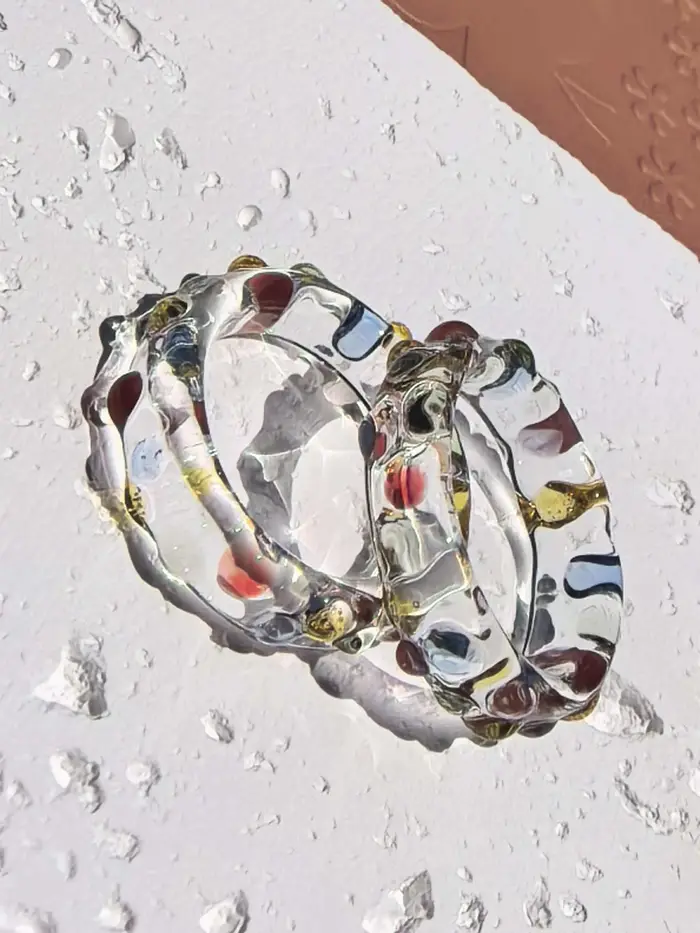 Bague en verre arc-en-ciel faite à la main, points colorés, bague ronde haut de gamme personnalisée