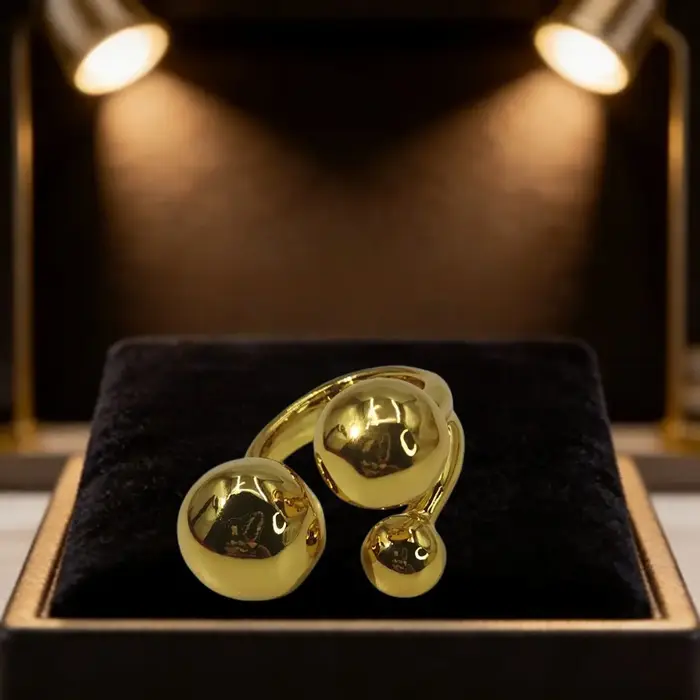 Bague Rétro Métallique Irrégulière Or et Argent avec Perles