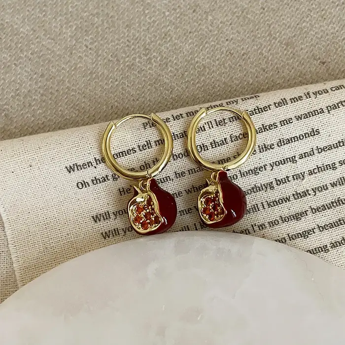 Colliers et boucles d'oreilles de luxe pour femmes