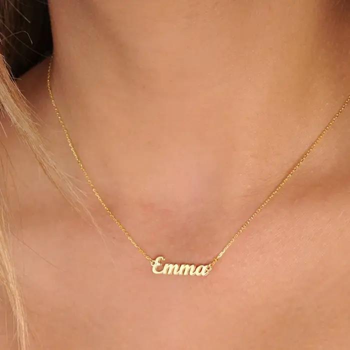 Collier avec nom personnalisé pour femmes et hommes