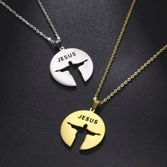 Collier Christ Rédempteur en Acier Inoxydable pour Homme et Femme