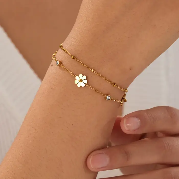 Bracelet floral en acier inoxydable doré brillant DIEYURO pour femmes mode vintage occasions spéciales