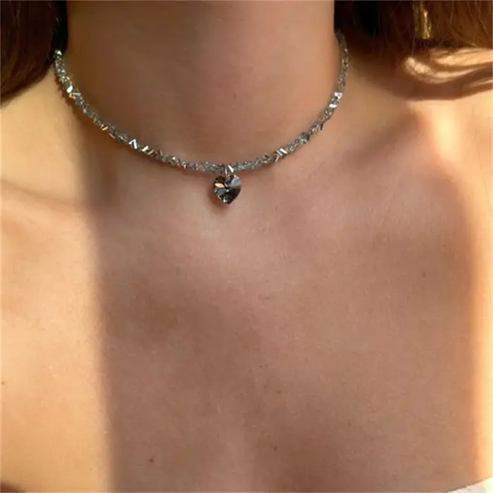 Collier avec pendentif en forme de cœur en Zircon pour femmes, Vintage, Sexy, style Boho, géométriqu