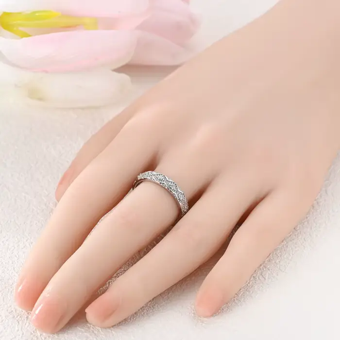 Bague originale en argent Sterling 925, bague scintillante en diamant blanc Vintage pour femmes et filles, bijoux cadeaux d'anniversaire