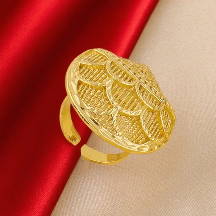 Ensemble de bijoux plaqués or 24 carats pour femmes, motifs géométriques, collier, boucles d'oreilles, bracelet et bague, idéal pour mariages, fiançailles et soirées festives