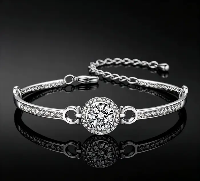 Bracelet de main – Bracelet en diamants haut de gamme, au design unique, un accessoire de luxe discr