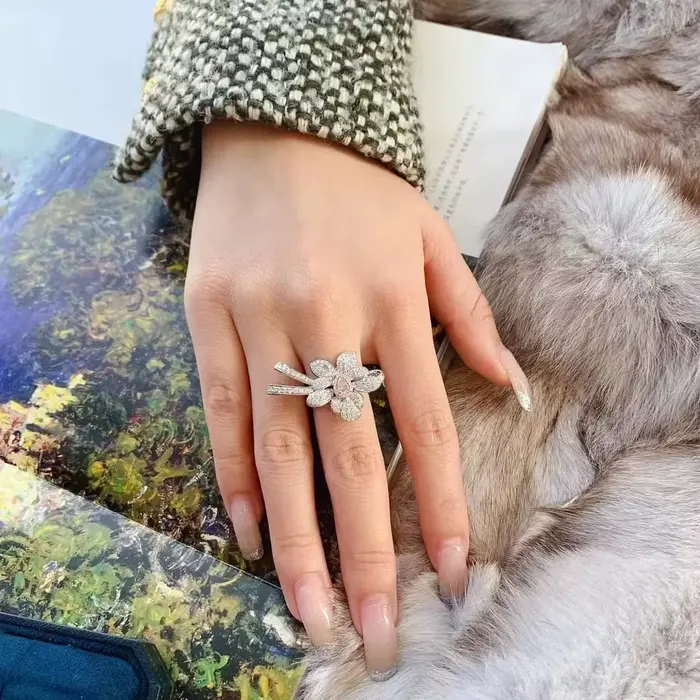 Bagues romantiques à fleurs avec nœud papillon pour femmes