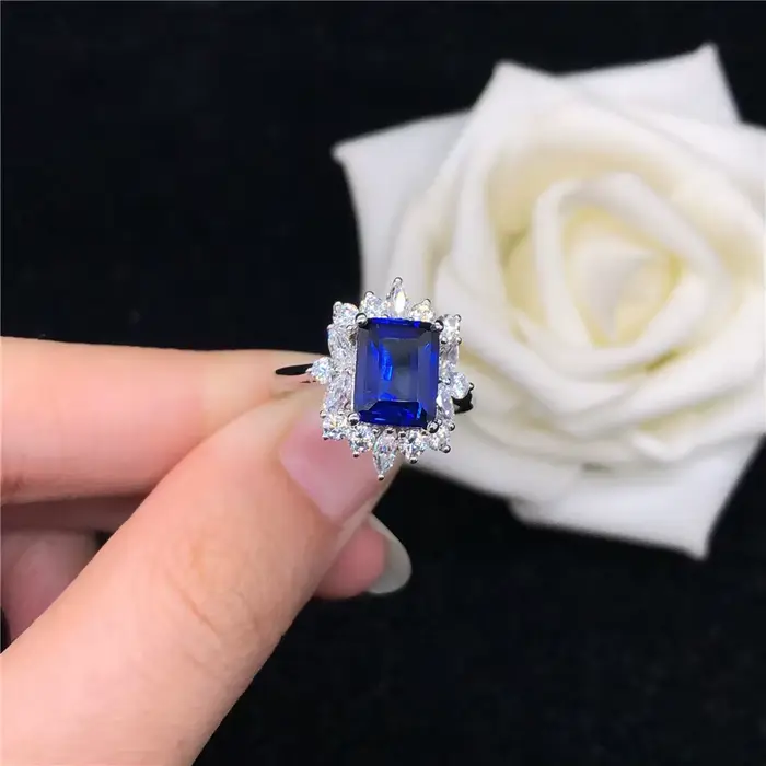 Bague de fiançailles en or blanc massif 18K saphir bleu 3 carats pour femmes alliance de mariage brillante cadeau d'engagement pour occasions spéciales