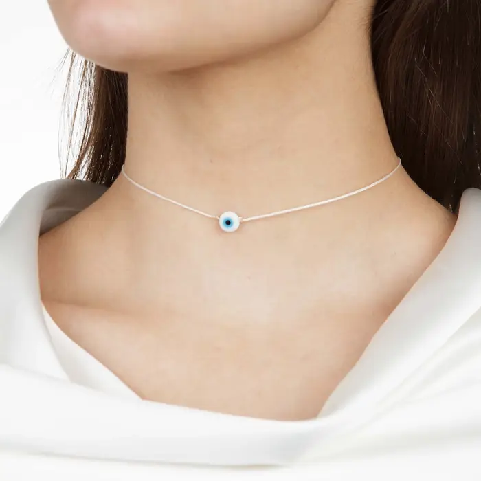 Collier mauvais œil, ras du cou
