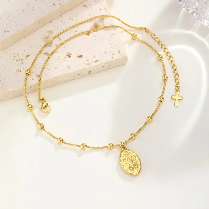 Collier vierge marie pour femmes